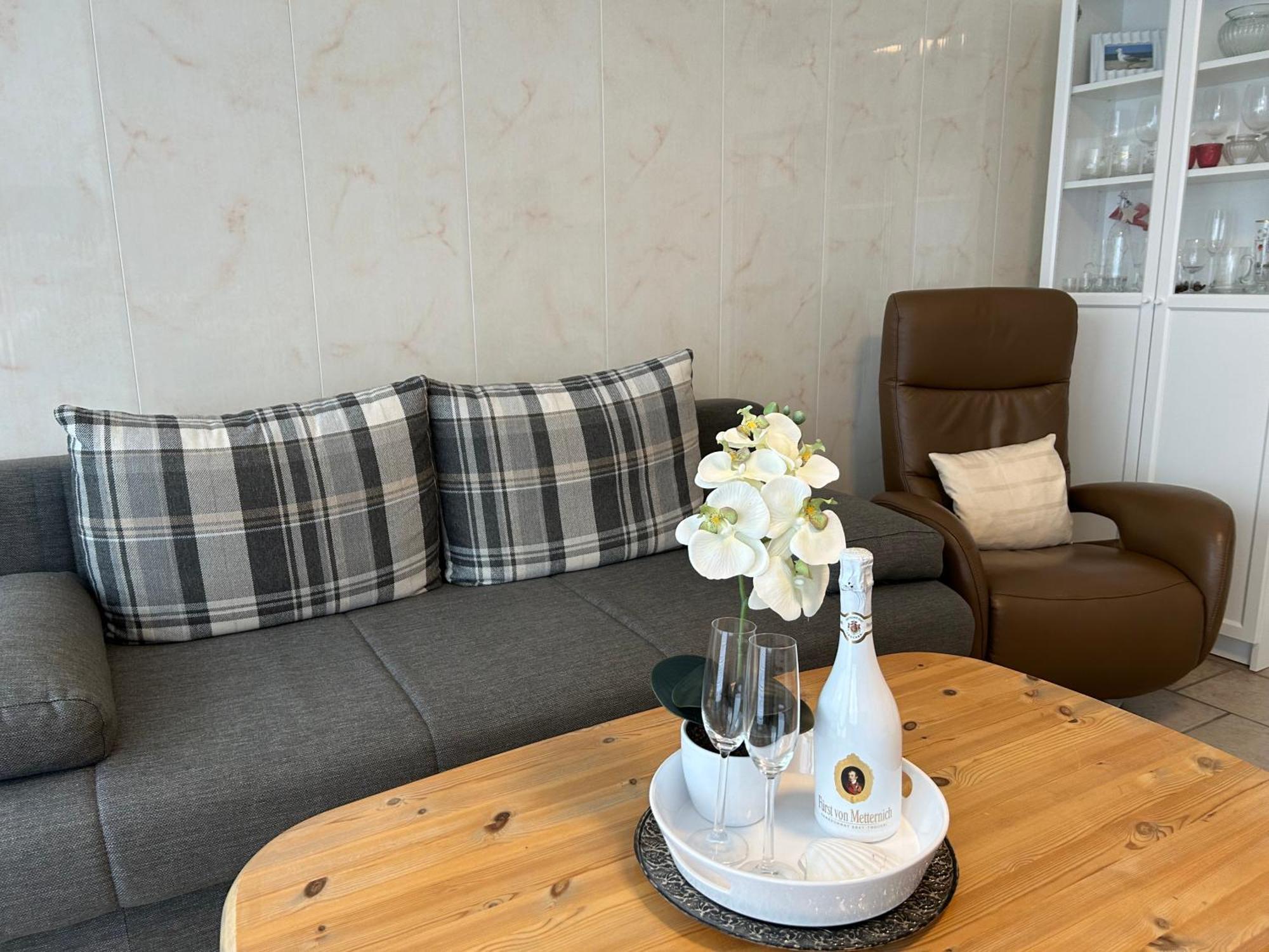 Ferienwohnung Buhne 33 Хоокзил Екстериор снимка